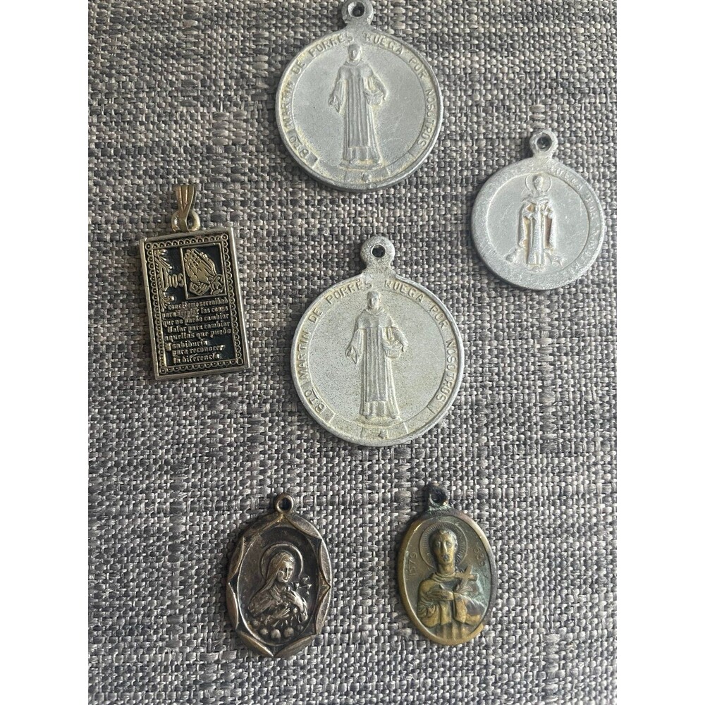 Lot of 6 religious pendants